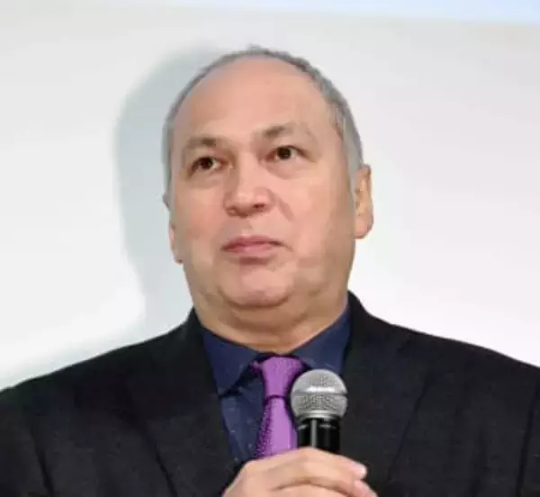 宮本亞門　モーリー・ロバートソンさん20年来のパートナー女優と追悼「2人で語り尽くしました、どれほど人生は過酷で、でも美しく…」