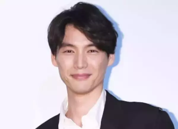 「めっちゃ可愛い、誰？」【東京PD】密談居酒屋で何度も映った女性店員役に騒然→ENDに19歳女優の名前「可愛いなと思ったら」「ビジュ強い」「スパイ？」