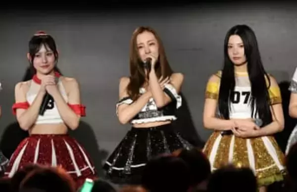 板野友美　最後は涙　ミニスカ＆ヘソ出しでキレキレ　6年ぶり生ステージでダンス歌唱「大丈夫そう？」