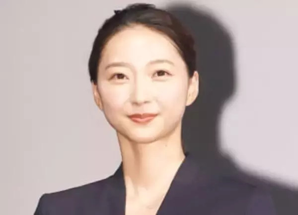 「すげえ！」畠山愛理がアクロバット投法を披露　ママになっても柔軟性健在　出川哲朗「旦那様に」と伝言も