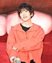 板垣李光人　高校にサプライズ登場で「キャ～ッ！！」悲鳴のような大歓声　熱烈ファンサで神対応