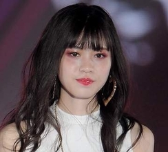 電撃の引退発表　元ラストアイドルの圧倒的センター「アイドルをやり切った」12月末で「新たな人生を始めたい」現在所属の7人組グループも卒業