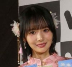 170cm美人タレント　会見に凄い姿で現れ騒然「チャイナ服似合いすぎ」「かなり目を引く」均整とれた長身、腰の位置が高い！