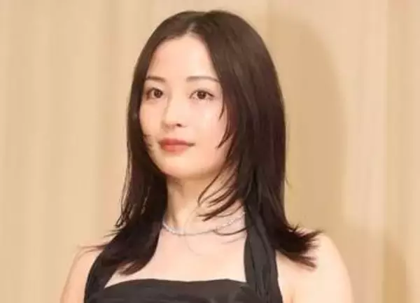 もう透き通ってるっ！広瀬すず　ノースリーブ＆デニム姿でラジオ収録「可愛すぎです♥」「美人すぎるやろ」