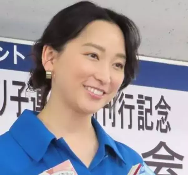 39歳になった杏　帰国イベントに現る　174cmジーンズに育児感　トップモデル→ママの雰囲気に変ぼう