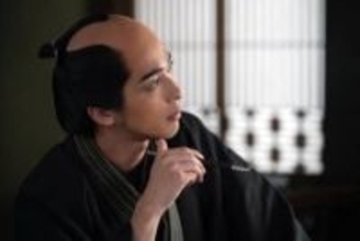 すごい…一目で伝わる役者魂「べらぼう」クランクアップ時の蔦重があまりにも「明らかに体重を」「頬がこけ」役作り極まる