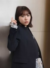 鳴海唯　念願の弁護士役に「毎週ワクワク」NHKドラマ「テミスの不確かな法廷」熱演中