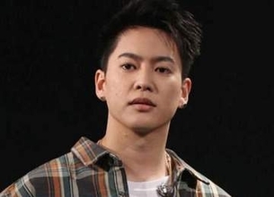 三山凌輝、主演ミュージカルの千秋楽を報告「最後まで走り抜けられた、感謝」共演女優との騒動には触れず