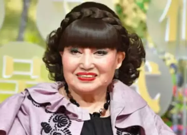 「90歳超えられてるとは」黒柳徹子　爽やか緑ワンピースでハワイ満喫「本当に憧れの先輩」「キュート＆綺麗です」