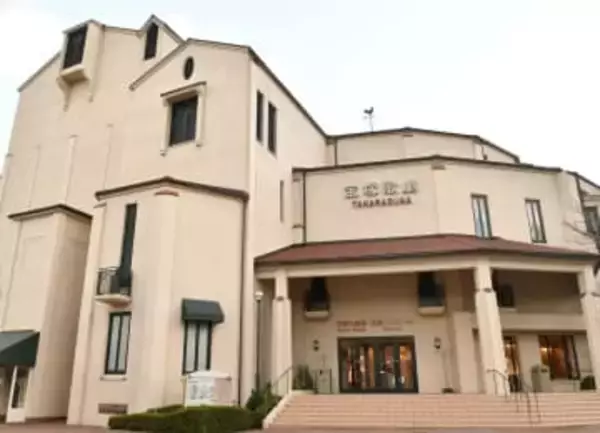 宝塚　私設ファンクラブのお花代に指針　システム利用料と同じでダフ屋行為には当たらず