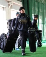 阪神　ドラフト1位・立石が宜野座組に初合流　右足肉離れから順調に回復　糸井SAから絶賛の黄金ルーキー