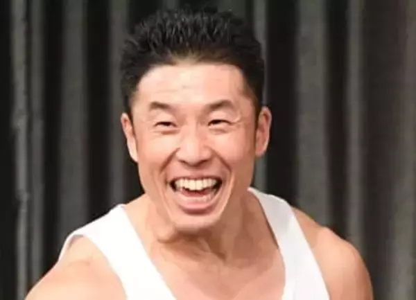 なかやまきんに君　筋骨隆々の仁王立ちショット「神々しい」武井壮も「きんにく侍！！」