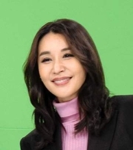 「女性ホルモンがほぼなくなった」告白に反響の48歳TV出まくりタレント　現体重明かし「大人の思春期つら」も前向きに発信