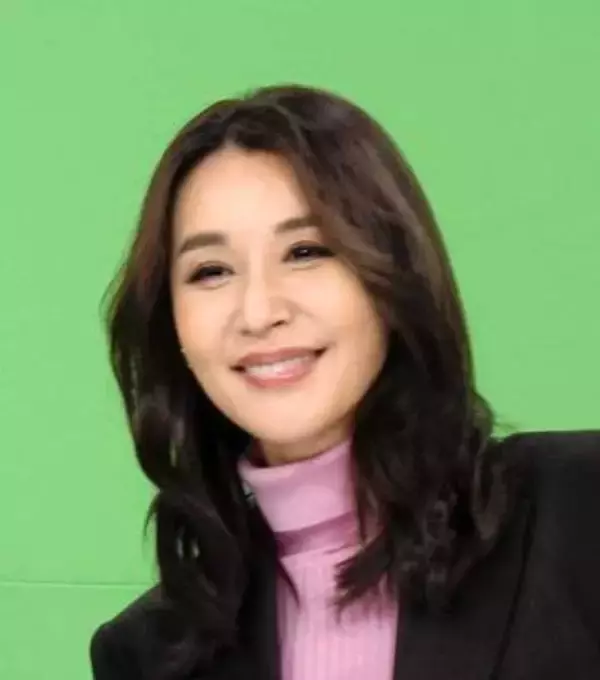 「女性ホルモンがほぼなくなった」告白に反響の48歳TV出まくりタレント　現体重明かし「大人の思春期つら」も前向きに発信