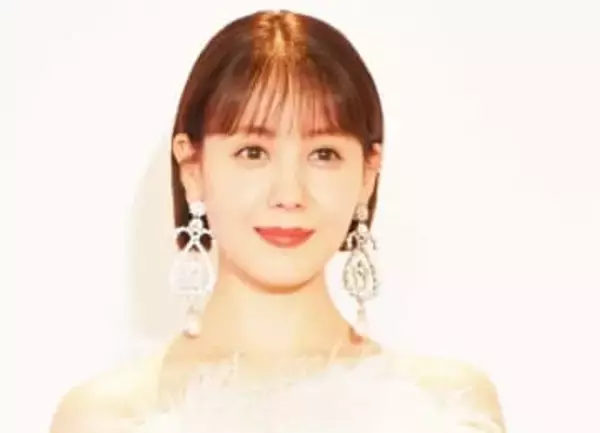 トリンドル玲奈、第1子妊娠を公表　夫の俳優も「無事に産まれてきてくれる日を楽しみに」