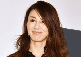 元TBSアナ→パリ在住の雨宮塔子　「NEWS23」1年後輩アナと久々再会「素敵すぎます！」「可愛い♥」「似てる」反響