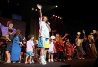 マッチに石垣島熱狂！　21曲熱唱、最後は島民とギンギラギン締め　離島4カ所巡るライブツアー開幕