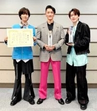 Snow　Man　25年も作品別売上数部門6冠　アーティスト別セールス部門トータルランキング1位　オリコン