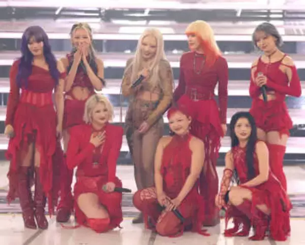 紅白　ちゃんみな、密かに歌詞の2文字変えて歌ってた「NHK禁句ワードか？」「コンプラ的にダメなの？」「変えて偉い」→ツッコミも「その前にあの衣装いいのかw」意外に布面積は多いが