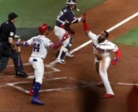 土曜朝に衝撃「エグすぎる」WBCドミニカの神ヘッスラ2発に震撼　100kg超が爆走で本塁突入→飛んで韓国捕手かわし、コールド勝利「日本でも勝てたか…」「勝負への執着が凄い」