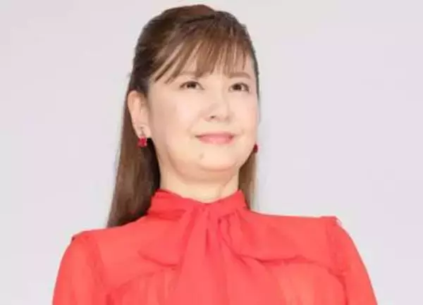 超大物MCをスタッフが羽交い締め　南野陽子「ごめんなさい…！」あわや放送事故…生放送で10秒フリーズ　前代未聞となる歌唱後の謝罪