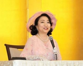 山村紅葉「65でこの格好自前なんですけど」自身に重なる！？舞台「三婆」で自由奔放お嬢様役