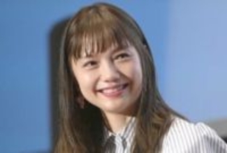 「ちょっとだけエスパー」四季の誕生日プレゼントのぶんぶん蜂ネックレス、放送翌日に即完売の大反響