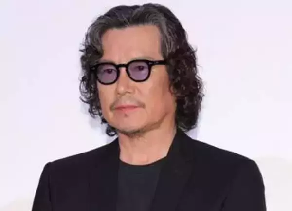 豊川悦司が8カ月ぶり投稿　イメージ一新の短髪近影に「前髪の感じも素敵」「お元気そうなお姿」