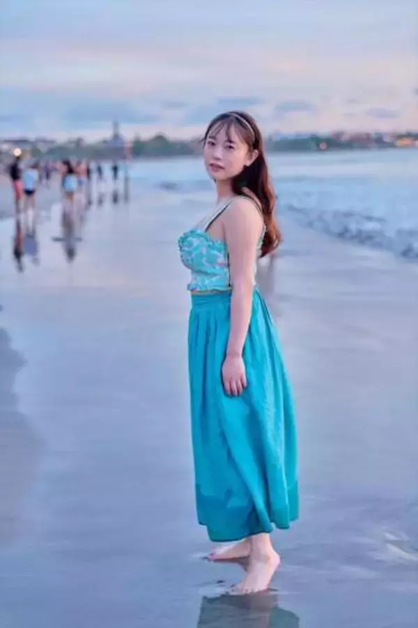 名門大卒グラドル・佐野なぎさ　布面積狭すぎの大迫力　「正直ちょっと恥ずかしい」カット公開