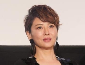 53歳・鈴木砂羽　1年で12キロの激やせ理由「ホルモンバランスが乱れ…」過去には子宮筋腫の手術も