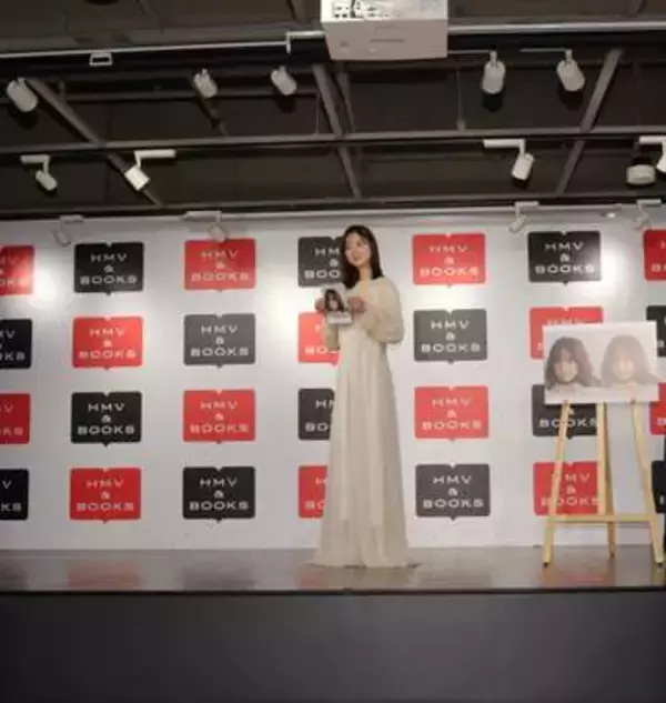 凄すぎ　佐々木希38歳がイベント現る→顔ドアップ撮影しても無敵だった　なんだこの透明感は！完璧な美形に無駄なし　実物見たファンも「可愛すぎて言葉が」「本物の美人」