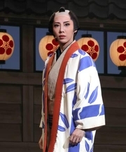 星組　稀惺かずとバウホール初主演「銀二貫」　芝居と歌で魅了