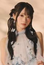 Rain　Tree橋本真希　現役アイドルでは異例の世界に一つだけの書き下ろし絵画をオークション出品決定　落札額から東京芸術大に寄付「役に少しでも立てたら」