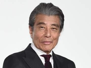 「偶然？」「後ろに」76歳ダンティー俳優　ドクターイエローに遭遇「良いことありそう」→共演者がさりげなすぎる映り込み