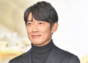 劇中でも「本当にお上品なお嬢様」【ラムネモンキー】反町隆史のJK娘役　実は制服グランプリ受賞の18歳で納得