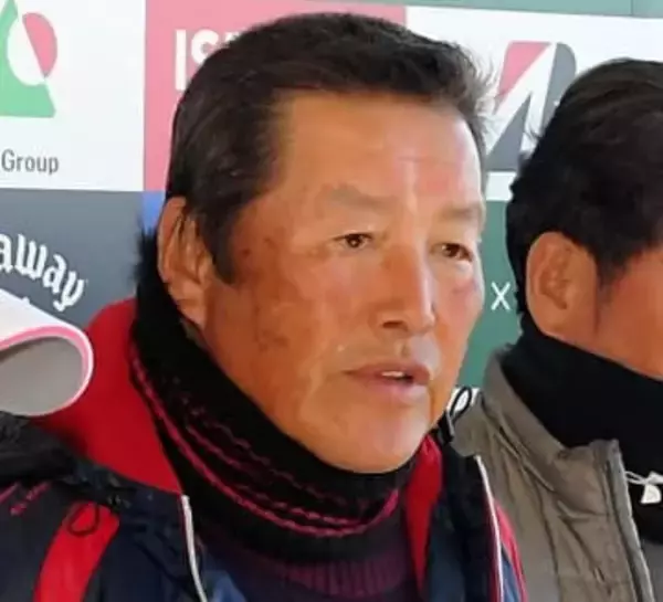 TUBE・前田亘輝　ジャンボ尾崎さんに感謝「師匠お疲れ様でした」ツアー100勝記念曲製作など深い親交