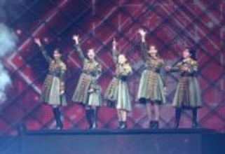 AKB武道館ライブに豪華OG集結　峯岸「（前日は）子育てしながら見てた」小嶋「最年長、頑張ってます」