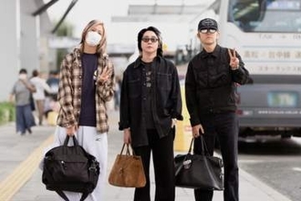 ミセス　高松空港に降り立つ写真を独自入手！髪色一新！ツアー初日に向けて四国上陸