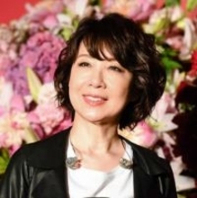 夫は超大物俳優、マジで奇跡の70歳歌手　私服姿がキュートすぎる♥　娘婿・三山凌輝も『いいね！』反応