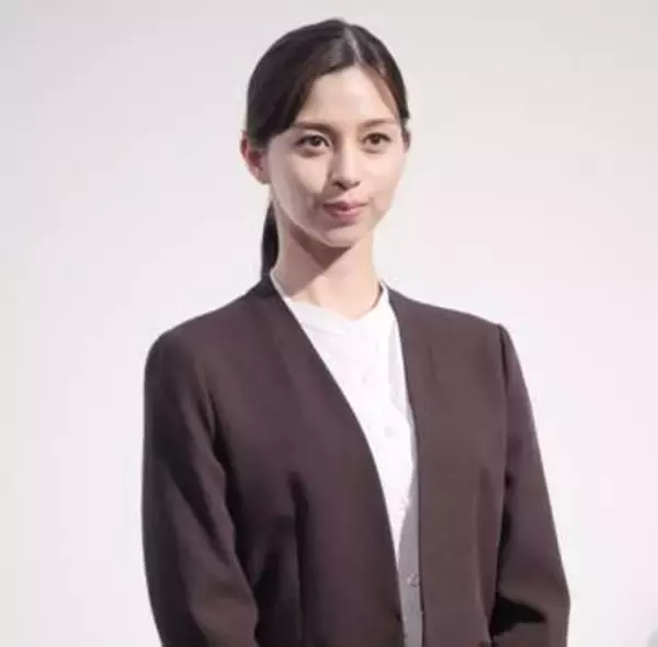 中条あやみ　岸谷五朗は朝から発声が「ミュージカル」と語る「すごい気持ちが良い」岸谷はイジる「私の名前は中条あやみ」