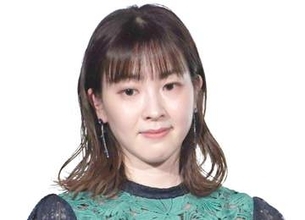 フジ三上真奈アナウンサーが第1子出産を報告「たくさんの愛をそそいで」