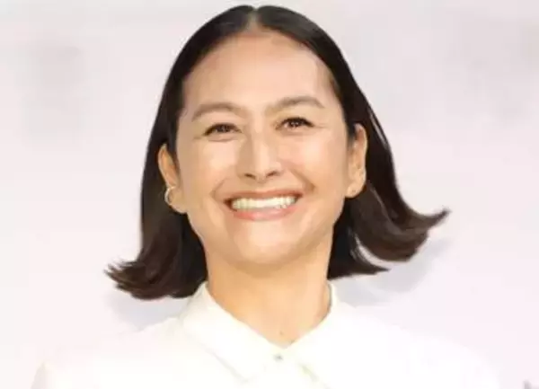 清原和博氏の元妻・亜希　目尻のシワも肌も加工せず、TV出演を報告「お美しい♥」「本当素敵」ありのまま、人柄に好感