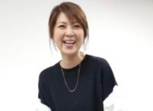 飯島直子　自宅公開に「飾りがキレイ」「キラキラして素敵」　本人は「100年ぶりにXマス用の飾りを出しました」