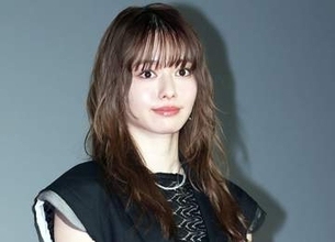 山本舞香　第1子出産を報告　24年10月、マイファスHiroと結婚、義兄も義父母も超有名歌手の芸能一家