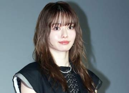 山本舞香　第1子出産を報告　24年10月、マイファスHiroと結婚、義兄も義父母も超有名歌手の芸能一家