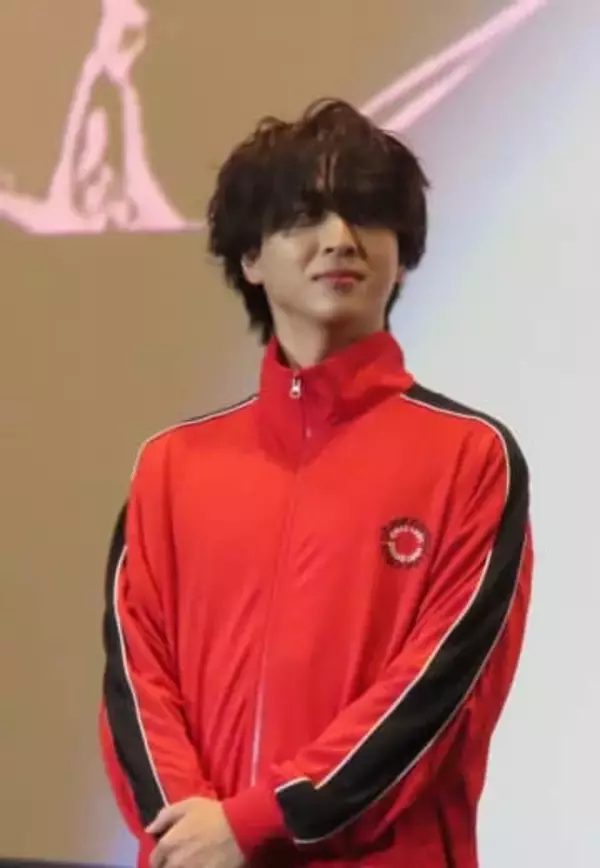 timelesz寺西拓人「僕だけテイスト違う？」姿に会場から悲鳴ww　目元まで前髪下ろし