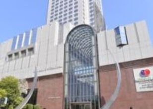 ミュージカル「バーレスク」突然の公演中止を発表「断念せざるを得ない状況」　礼真琴が主演予定　梅田芸術劇場「全て弊社側の問題」