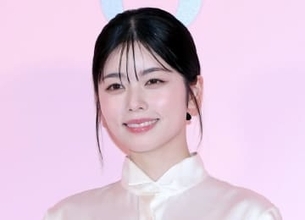 「私もお邪魔したい」「これは常連客になる」小芝風花　仲良し女優が開いた「居酒屋」で笑顔2ショ　ファンからは「一緒に乾杯したいです！」