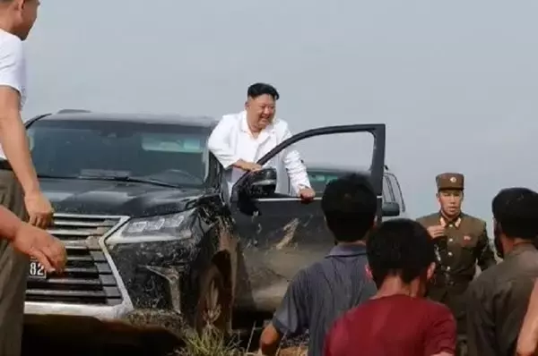 北朝鮮で「日本車人気」が復活　金正恩氏のレクサス愛用も影響か