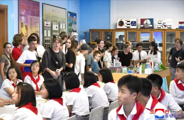 ウクライナから拉致された子供らはこの中に？ 北朝鮮が公開した34枚の写真